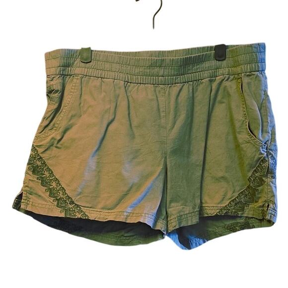 Prana green embroidered shorts size large - Picture 1 of 5